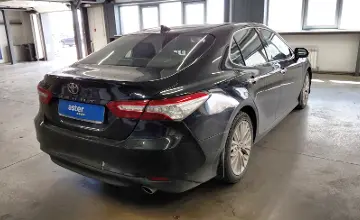 Toyota Camry 2019 года за 14 990 000 тг. в Астана фото 3