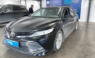 Toyota Camry 2019 года за 14 990 000 тг. в Астана фото 1