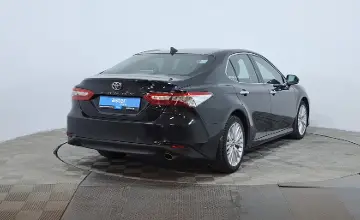 Toyota Camry 2019 года за 14 990 000 тг. в Астана