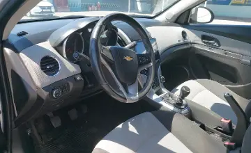Chevrolet Cruze 2013 года за 3 190 000 тг. в Шымкент фото 5