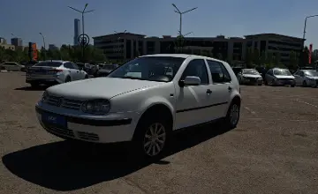Volkswagen Golf 2001 года за 1 350 000 тг. в Астана фото 1