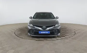 Toyota Camry 2017 года за 9 590 000 тг. в Шымкент фото 2