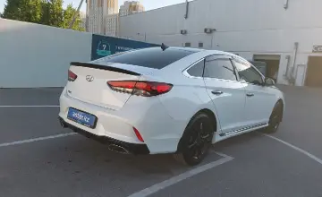 Hyundai Sonata 2018 года за 8 790 000 тг. в Шымкент фото 3