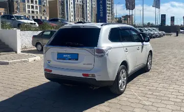 Mitsubishi Outlander 2013 года за 6 490 000 тг. в Караганда