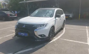 Mitsubishi Outlander 2022 года за 12 500 000 тг. в Алматы фото 1