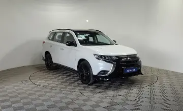 Mitsubishi Outlander 2022 года за 12 500 000 тг. в Алматы фото 3