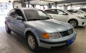 Volkswagen Passat 1997 года за 1 590 000 тг. в Астана фото 2