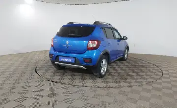 Renault Sandero 2015 года за 2 890 000 тг. в Шымкент