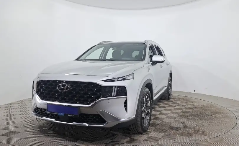 Hyundai Santa Fe 2021 года за 16 790 000 тг. в Астана