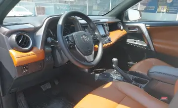 Toyota RAV4 2017 года за 12 850 000 тг. в Шымкент фото 5