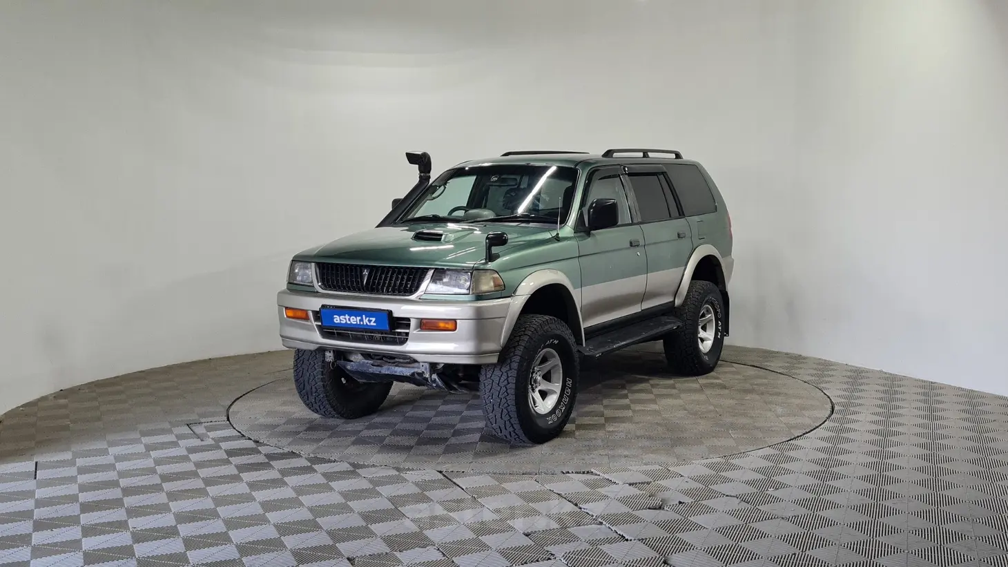 Mitsubishi Challenger, 1996