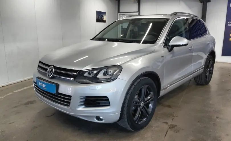 Volkswagen Touareg 2012 года за 8 290 000 тг. в Астана