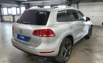 Volkswagen Touareg 2012 года за 8 290 000 тг. в Астана фото 3