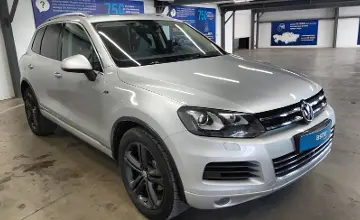 Volkswagen Touareg 2012 года за 8 290 000 тг. в Астана фото 2