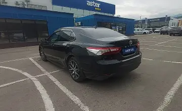 Toyota Camry 2021 года за 15 270 000 тг. в Алматы фото 4