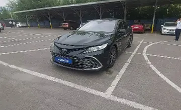 Toyota Camry 2021 года за 15 270 000 тг. в Алматы фото 1