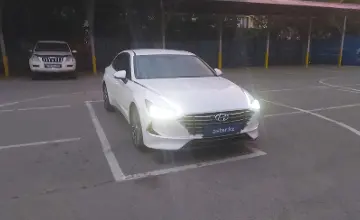 Hyundai Sonata 2021 года за 9 490 000 тг. в Алматы фото 2