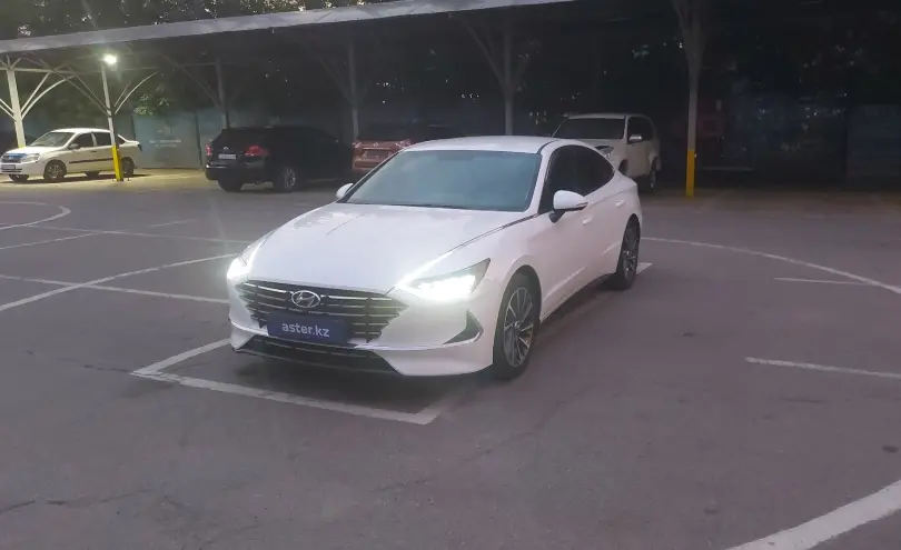 Hyundai Sonata 2021 года за 9 490 000 тг. в Алматы