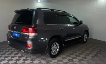 Toyota Land Cruiser 2015 года за 27 500 000 тг. в Павлодар