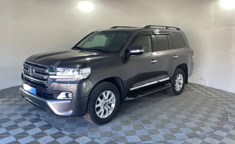 Toyota Land Cruiser 2015 года за 26 890 000 тг. в Павлодар