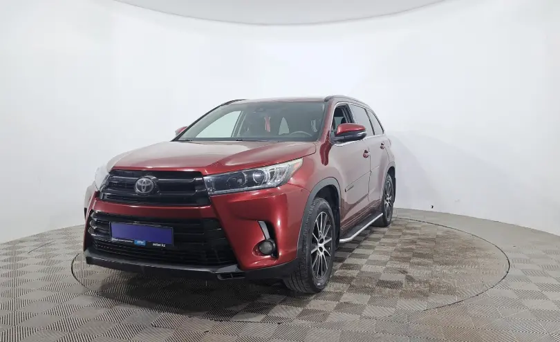 Toyota Highlander 2017 года за 13 990 000 тг. в Астана