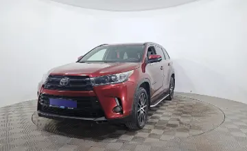 Toyota Highlander 2017 года за 13 990 000 тг. в Астана фото 1