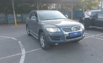 Volkswagen Touareg 2008 года за 8 750 000 тг. в Алматы фото 2