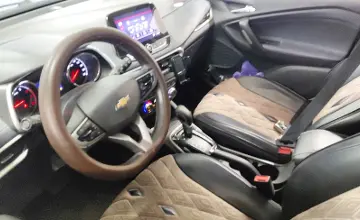 Chevrolet Tracker 2023 года за 6 990 000 тг. в Астана фото 5