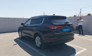 Mitsubishi Outlander 2022 года за 11 800 000 тг. в Астана фото 4