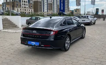 Hyundai Sonata 2022 года за 10 890 000 тг. в Караганда