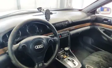 Audi A4 1998 года за 990 000 тг. в Астана фото 5