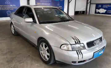 Audi A4 1998 года за 990 000 тг. в Астана фото 2
