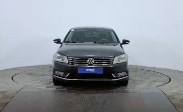 Volkswagen Passat 2011 года за 2 990 000 тг. в Астана фото 2