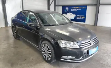 Volkswagen Passat 2011 года за 2 990 000 тг. в Астана фото 2
