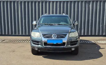 Volkswagen Touareg 2008 года за 3 800 000 тг. в Алматы фото 2