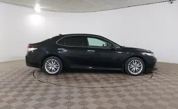 Toyota Camry 2019 года за 13 350 000 тг. в Шымкент фото 4
