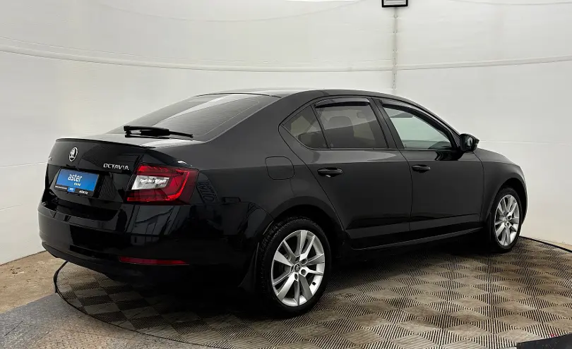 Skoda Octavia 2019 года за 8 950 000 тг. в Актобе фото 5
