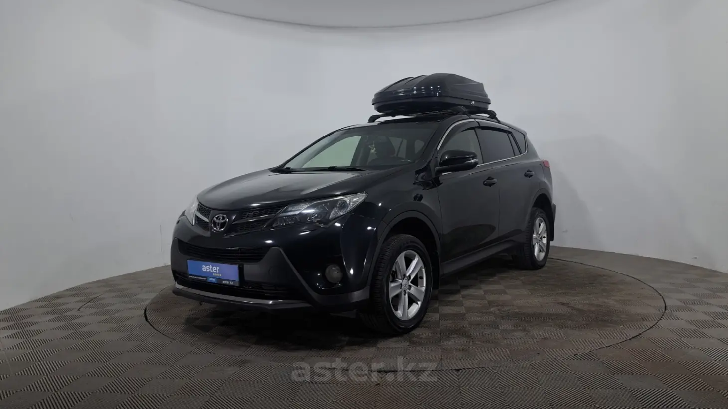 Toyota RAV4, 2013