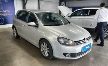 Volkswagen Golf 2009 года за 3 790 000 тг. в Астана фото 2