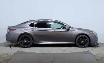 Toyota Camry 2020 года за 10 890 000 тг. в Астана фото 4