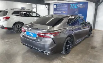 Toyota Camry 2020 года за 10 890 000 тг. в Астана фото 3