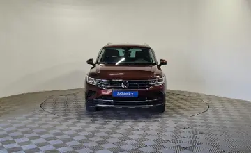Volkswagen Tiguan 2021 года за 11 990 000 тг. в Алматы фото 2
