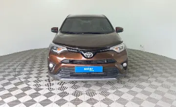 Toyota RAV4 2018 года за 11 490 000 тг. в Павлодар фото 2