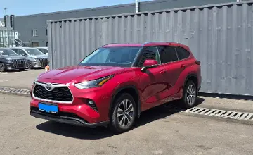 Toyota Highlander 2021 года за 21 000 000 тг. в Алматы фото 1