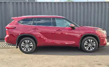Toyota Highlander 2021 года за 21 000 000 тг. в Алматы фото 4