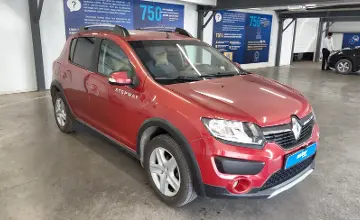 Renault Sandero 2015 года за 2 990 000 тг. в Астана фото 2