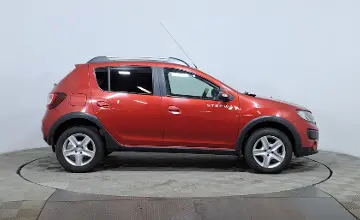 Renault Sandero 2015 года за 2 990 000 тг. в Астана фото 4