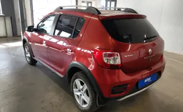 Renault Sandero 2015 года за 2 990 000 тг. в Астана фото 4