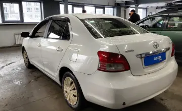 Toyota Yaris 2010 года за 3 690 000 тг. в Астана фото 4