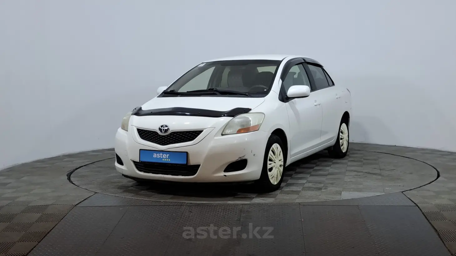 Toyota Yaris, 2010